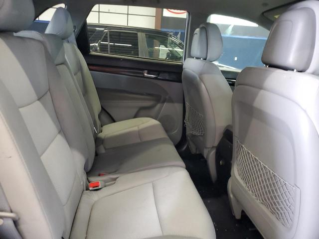 Photo 11 from auction – 2013 KIA SORENTO LX with VIN 5XYKTCA68DG417547