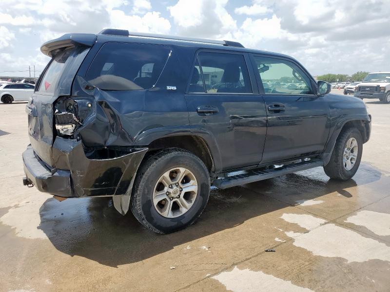 Photo 3 from auction – 2019 TOYOTA 4RUNNER SR with VIN JTEZU5JR6K5207354