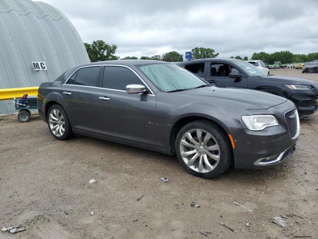 Photo 4 from auction – 2019 CHRYSLER 300 LIMITED with VIN 2C3CCAEG6KH536633