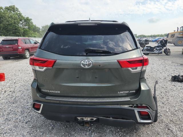 Photo 6 from auction – 2018 TOYOTA HIGHLANDER with VIN 5TDDZRFH3JS888511