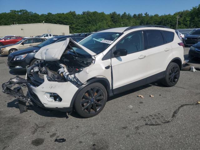 FORD ESCAPE SE 2019 with VIN 1FMCU9GD1KUC55973 - Photo from auction