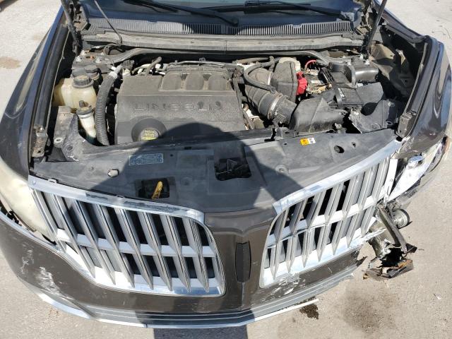 Photo 12 from auction – 2011 LINCOLN MKT with VIN 2LMHJ5FR7BBJ53351
