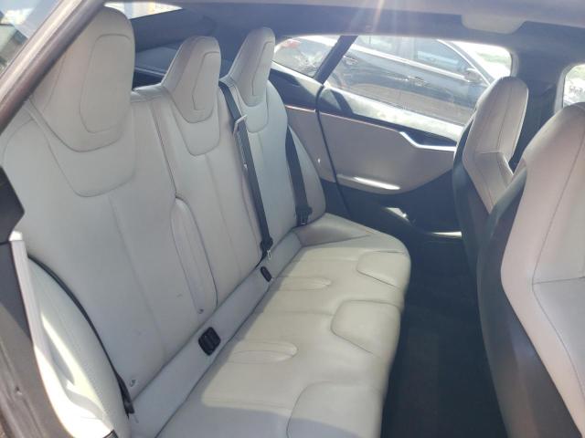 Снимка 10 от търг – 2016 TESLA MODEL S с VIN 5YJSA1E27GF128155