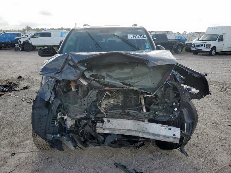 Photo 5 from auction – 2019 TOYOTA 4RUNNER SR with VIN JTEZU5JR4K5211287