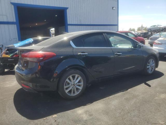 Photo 3 from auction – 2017 KIA FORTE LX with VIN 3KPFL4A71HE104973