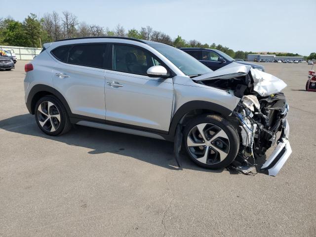 Photo 4 from auction – 2017 HYUNDAI TUCSON LIM with VIN KM8J3CA26HU464603