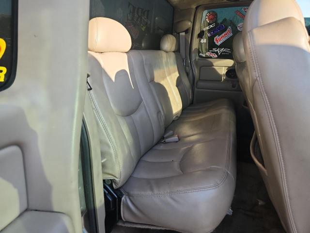 Photo 10 from auction – 2003 CHEVROLET SILVERADO with VIN 1GCEK19T03E175200