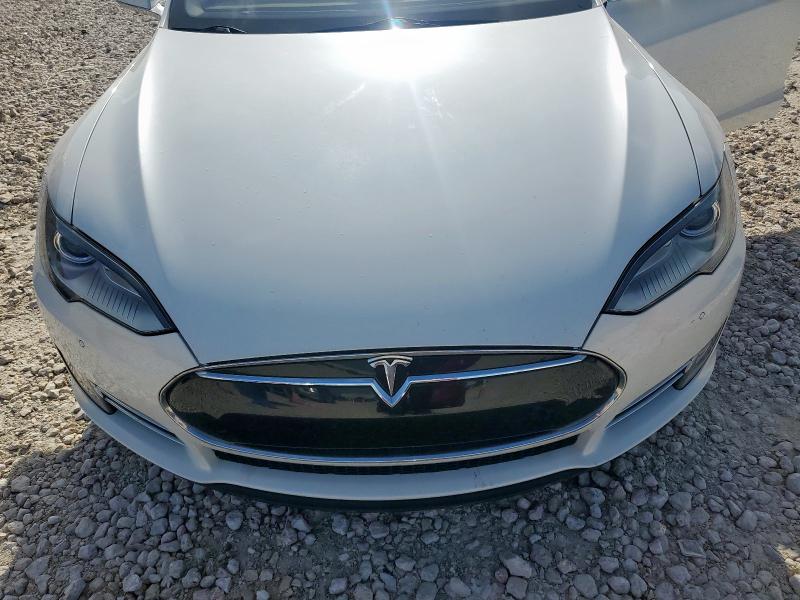 Photo 11 from auction – 2013 TESLA MODEL S with VIN 5YJSA1DNXDFP26540