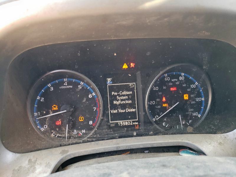 Photo 9 from auction – 2018 TOYOTA RAV4 LE with VIN 2T3ZFREV6JW410216