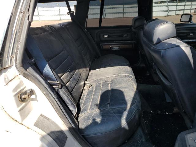 Photo 10 from auction – 1990 FORD CROWN VICT with VIN 2FACP79F4LX124034