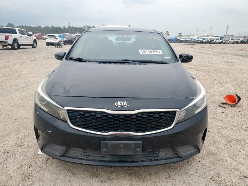 Photo 5 from auction – 2017 KIA FORTE LX with VIN 3KPFK4A70HE041755