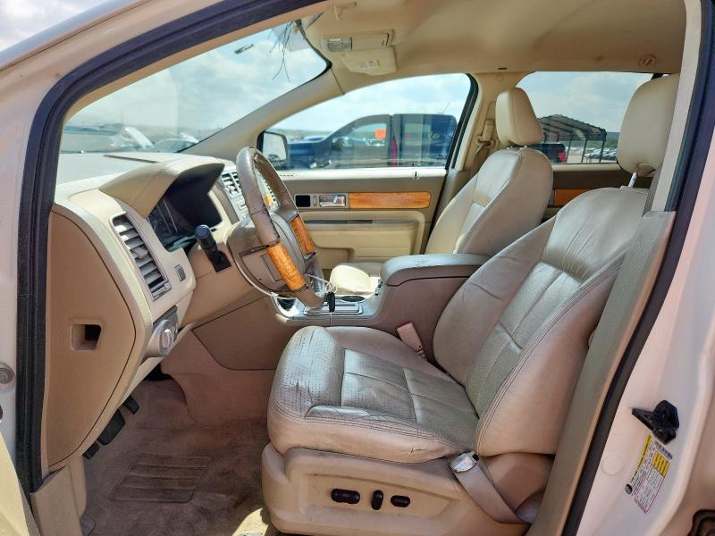 Photo 7 from auction – 2007 LINCOLN MKX with VIN 2LMDU68CX7BJ05936