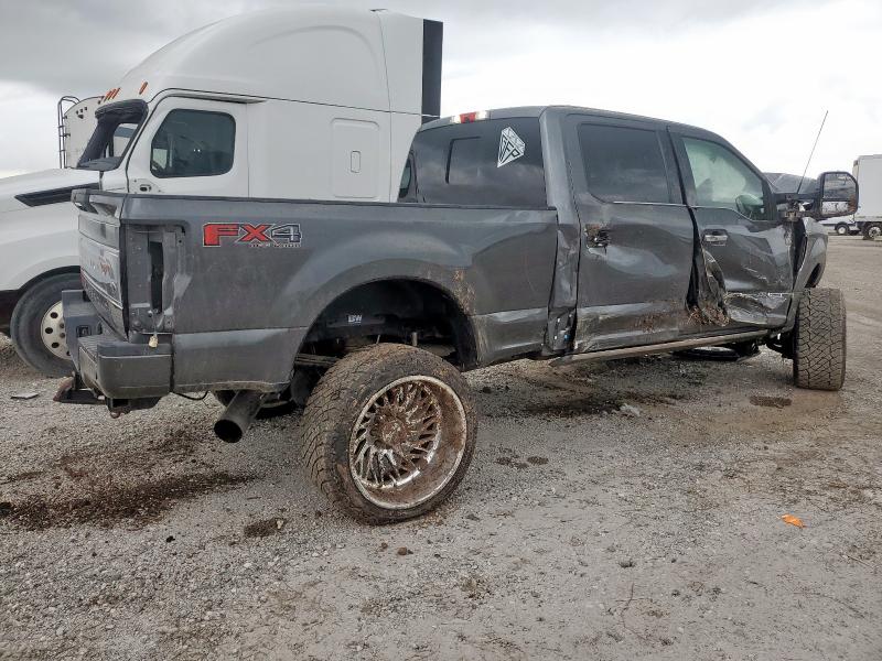 Photo 3 from auction – 2017 FORD F250 SUPER with VIN 1FT7W2BTXHEE17690