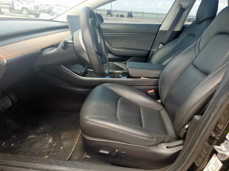 Photo 7 from auction – 2018 TESLA MODEL 3 with VIN 5YJ3E1EAXJF123457