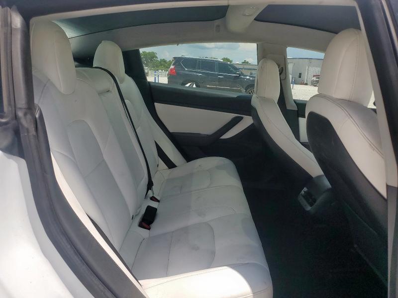 Photo 10 from auction – 2020 TESLA MODEL 3 with VIN 5YJ3E1EA7LF599135