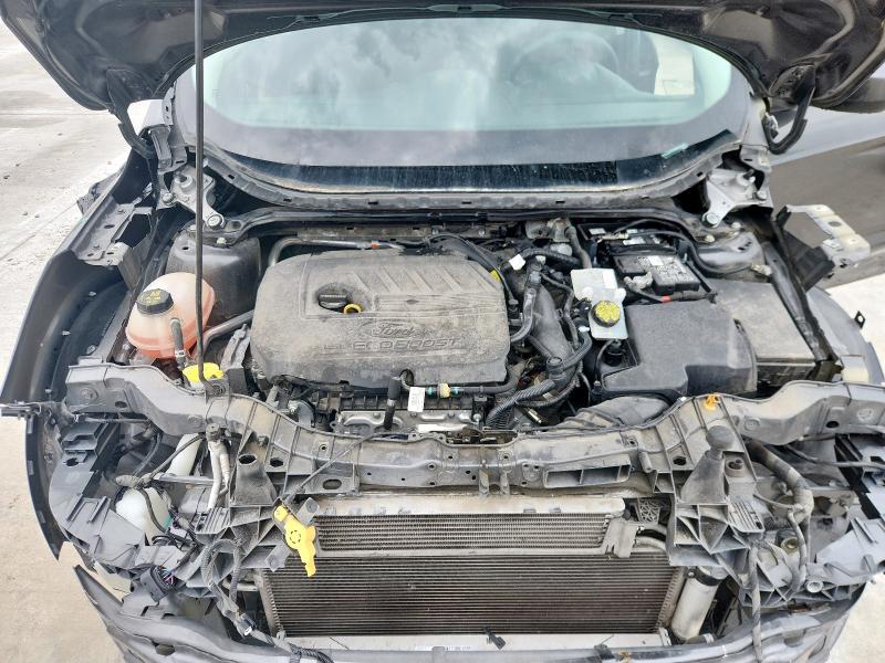 Photo 12 from auction – 2017 FORD ESCAPE SE with VIN 1FMCU0GDXHUB52149
