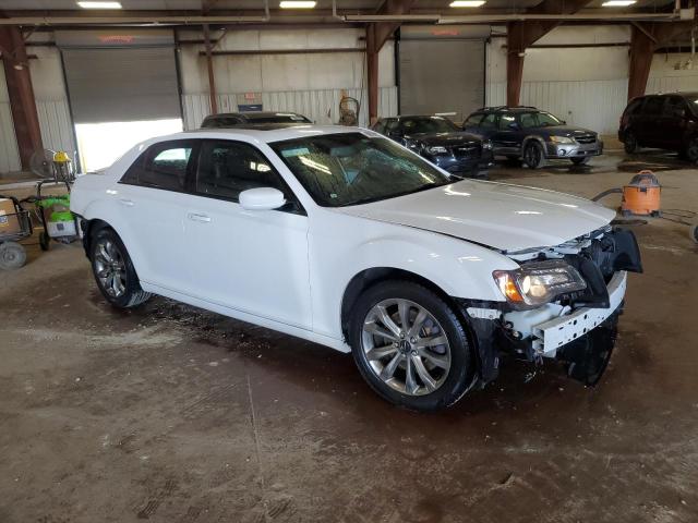 Photo 4 from auction – 2014 CHRYSLER 300 S with VIN 2C3CCAGG8EH381729