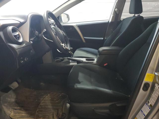 Photo 7 from auction – 2017 TOYOTA RAV4 LE with VIN 2T3BFREV0HW685074