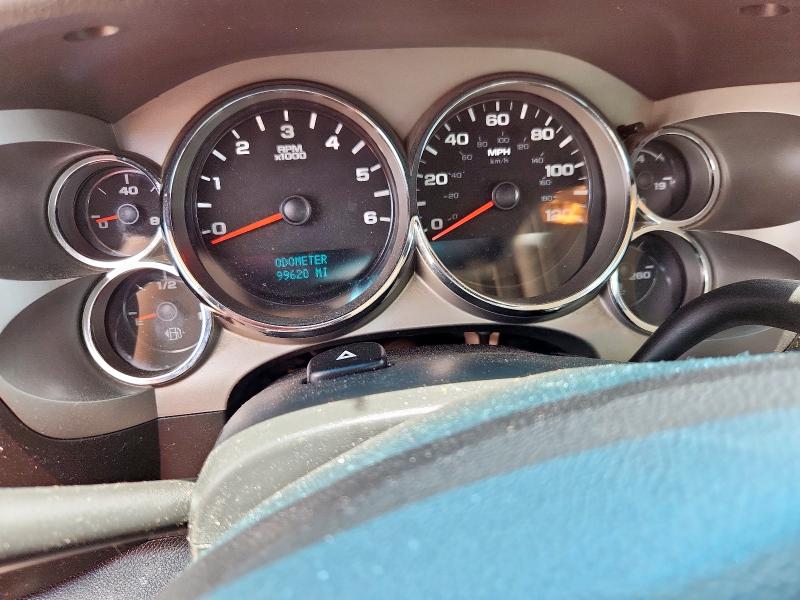 Photo 9 from auction – 2011 CHEVROLET SILVERADO with VIN 1GCRCSE06BZ351299