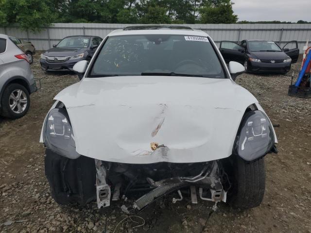 Photo 5 from auction – 2016 PORSCHE CAYENNE with VIN WP1AA2A26GKA09134