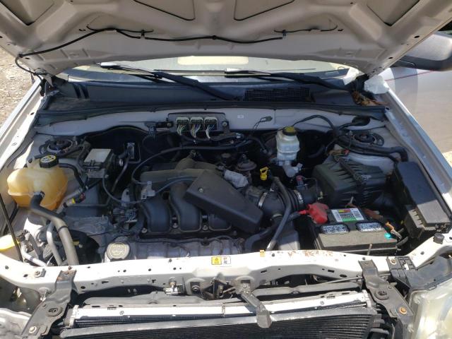 Photo 12 from auction – 2008 FORD ESCAPE XLT with VIN 1FMCU93138KC06810