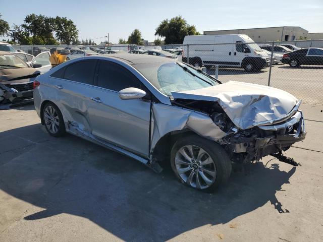 Фото 4 с аукциона – 2012 HYUNDAI SONATA SE с VIN 5NPEC4AB9CH430427