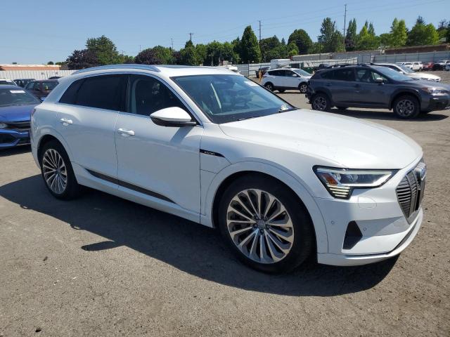Photo 4 from auction – 2019 AUDI E-TRON PRE with VIN WA1VABGE1KB021182