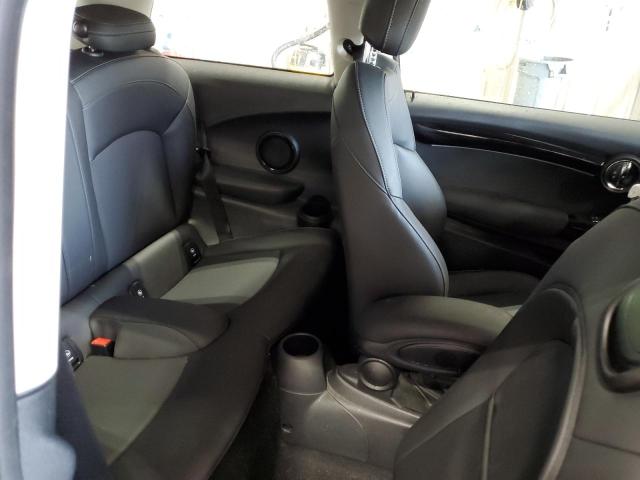 Photo 10 from auction – 2023 MINI COOPER S with VIN WMW53DH09P2T54670