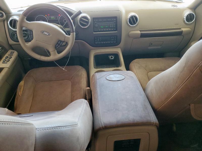 Zdjęcie 8 z aukcji – 2005 FORD EXPEDITION z VIN 1FMFU17525LA60417