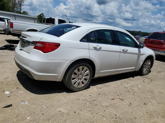 Photo 3 from auction – 2014 CHRYSLER 200 LX with VIN 1C3CCBAB0EN207762