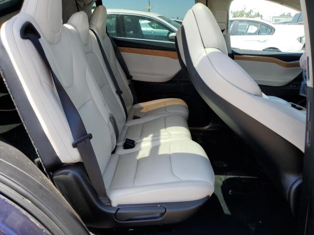 Photo 11 from auction – 2018 TESLA MODEL X with VIN 5YJXCDE22JF141792