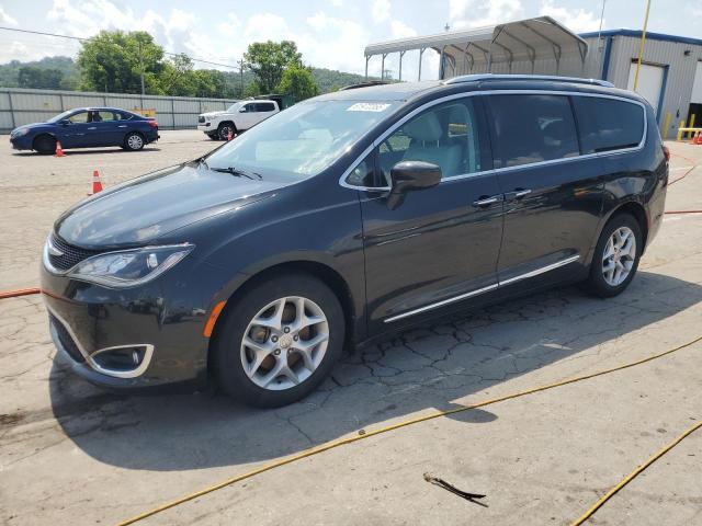 CHRYSLER PACIFICA T 2017 with VIN 2C4RC1EG4HR683946 - Photo from auction