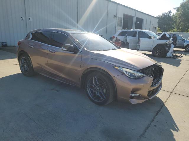 Photo 4 from auction – 2018 INFINITI QX30 BASE with VIN SJKCH5CP2JA043601