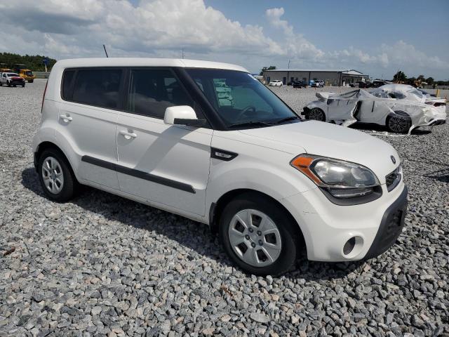 Photo 4 from auction – 2013 KIA SOUL with VIN KNDJT2A50D7571552