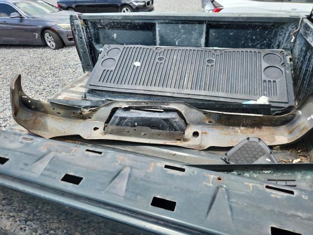 Photo 12 from auction – 2004 FORD F150 with VIN 1FTPX12564NA87792