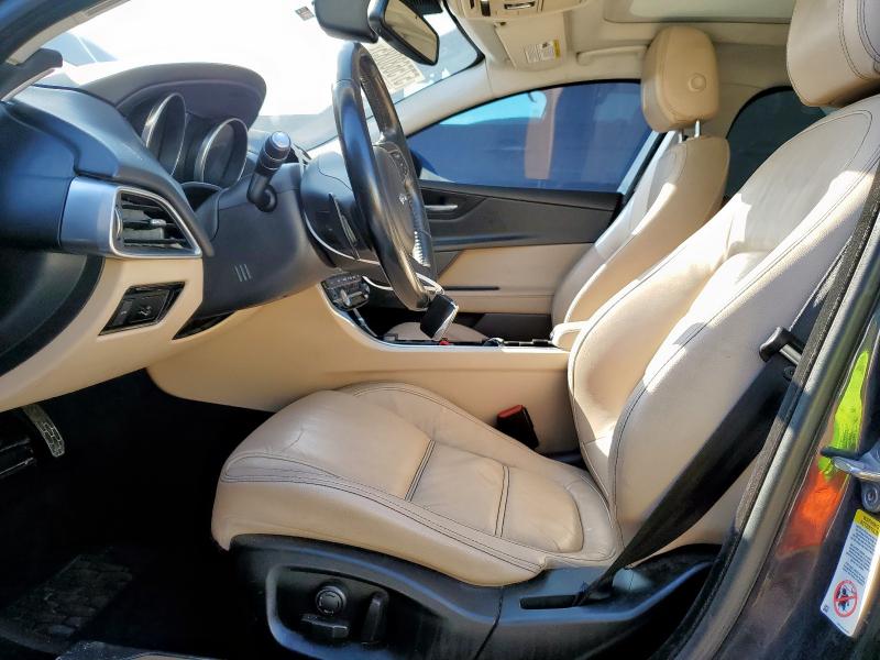 Photo 7 from auction – 2017 JAGUAR XE PRESTIG with VIN SAJAE4BG1HA963925
