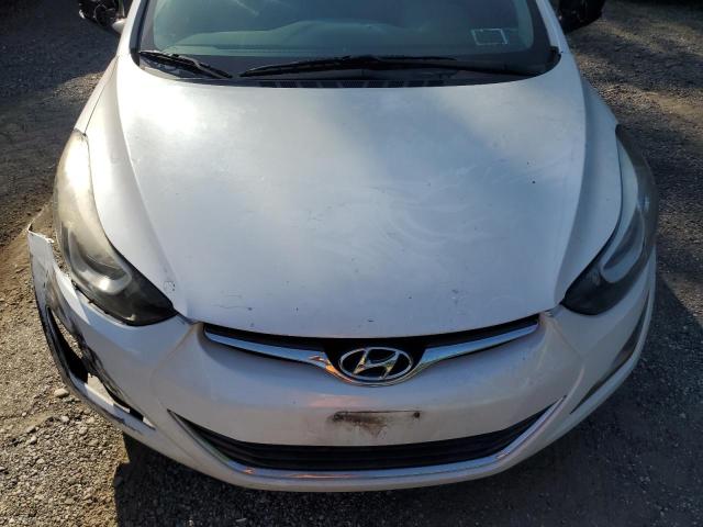 Photo 11 from auction – 2016 HYUNDAI ELANTRA SE with VIN 5NPDH4AE0GH748563