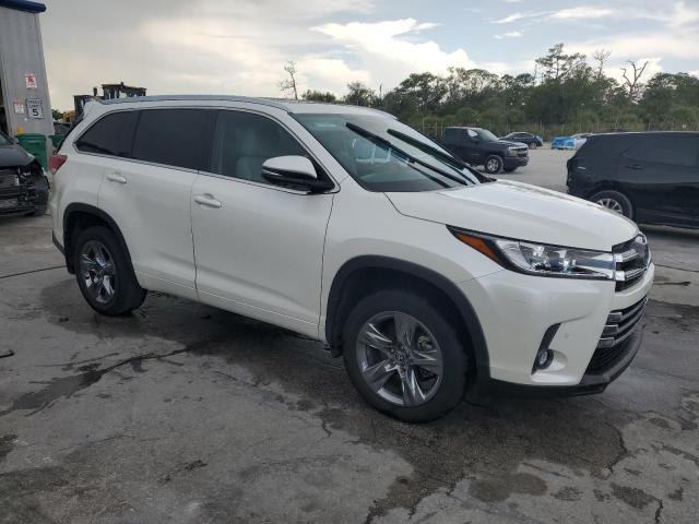 Photo 4 from auction – 2019 TOYOTA HIGHLANDER with VIN 5TDYZRFH4KS298837