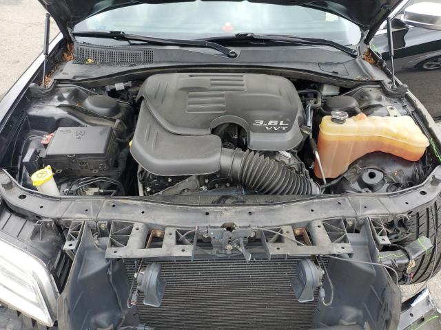 Photo 11 from auction – 2016 CHRYSLER 300C PLATI with VIN 2C3CCASGXGH152270