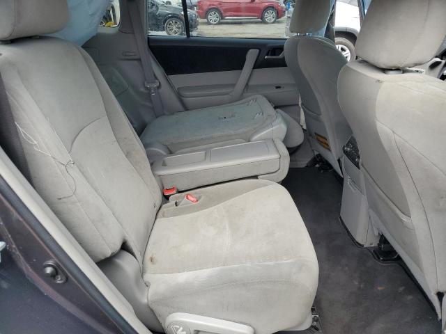 Photo 11 from auction – 2012 TOYOTA HIGHLANDER with VIN 5TDBK3EHXCS114138