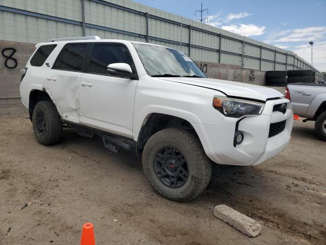 Photo 4 from auction – 2014 TOYOTA 4RUNNER SR with VIN JTEBU5JR2E5201783