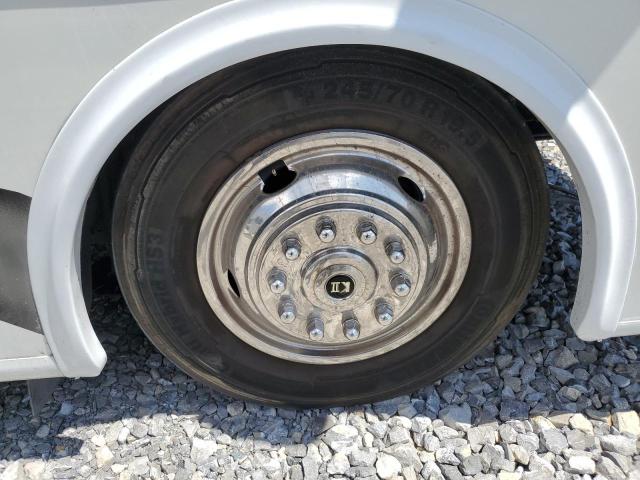 Photo 8 from auction – 2022 FORD F53 with VIN 1F65F5DN1N0A14877
