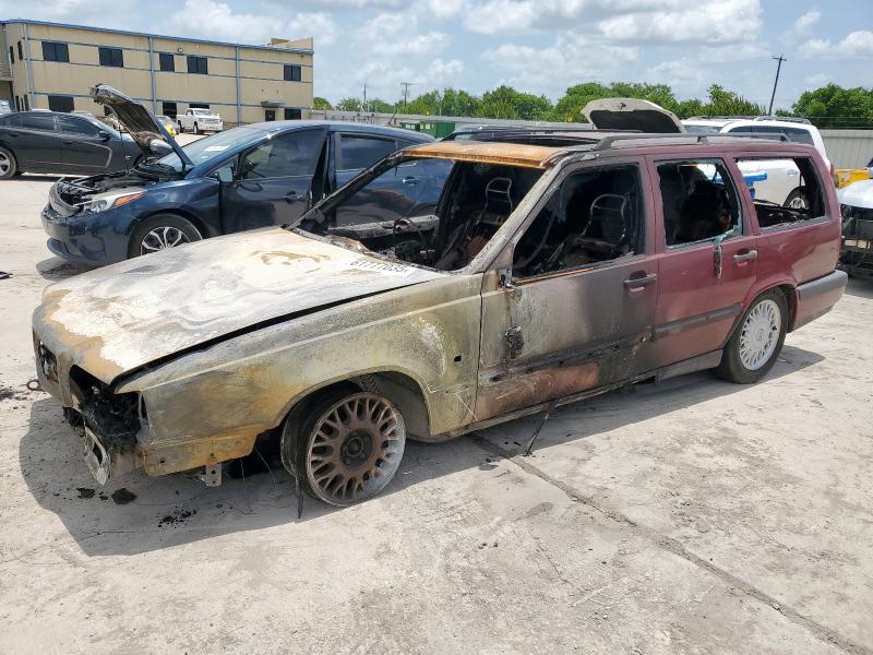 VOLVO 850 1995 with VIN YV1LW5101S2125808 - Photo from auction