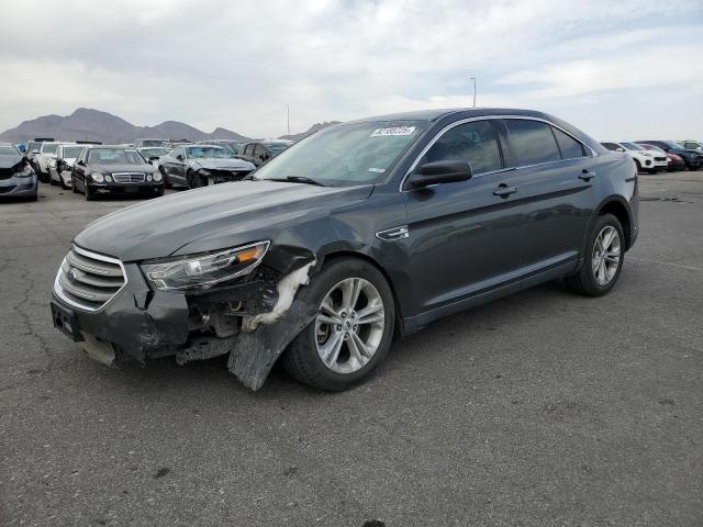 FORD TAURUS SE 2018 with VIN 1FAHP2D88JG137311 - Photo from auction