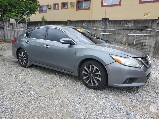 Photo 4 from auction – 2017 NISSAN ALTIMA 2.5 with VIN 1N4AL3AP1HC183515
