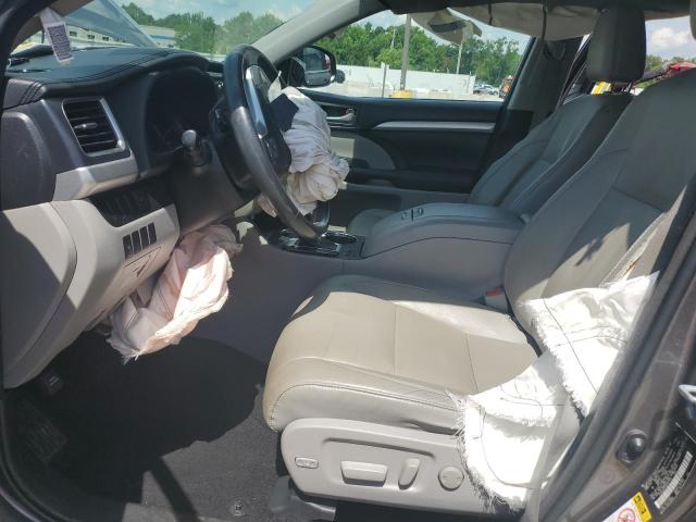 Photo 7 from auction – 2016 TOYOTA HIGHLANDER with VIN 5TDJKRFHXGS317775