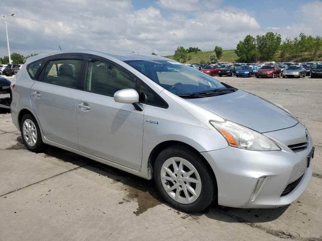 Photo 4 from auction – 2014 TOYOTA PRIUS V with VIN JTDZN3EU6E3327126