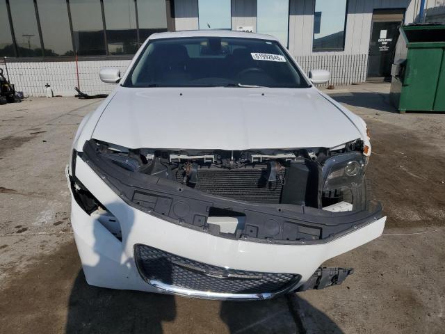 Photo 5 from auction – 2016 CHRYSLER 300 LIMITE with VIN 2C3CCAAG0GH161450