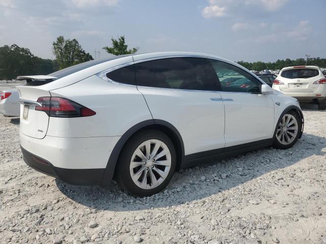 Photo 3 from auction – 2016 TESLA MODEL X with VIN 5YJXCAE2XGF017860