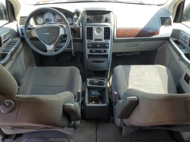 Photo 8 from auction – 2010 CHRYSLER TOWN & COU with VIN 2A4RR5D16AR337349